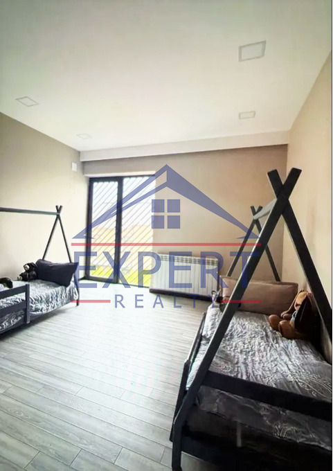 ԴԱՎԹԱՇԵՆ, ՄԵԼՔՈՒՄՈՎԻ ՓՈՂՈՑ, 6 ՍԵՆՅԱԿ