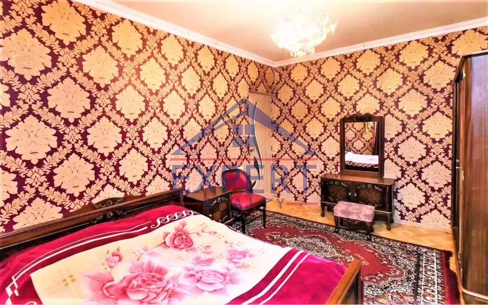 ԷՐԵԲՈՒՆԻ, ԴԱՎԻԹ ԲԵԿԻ ՓՈՂՈՑ