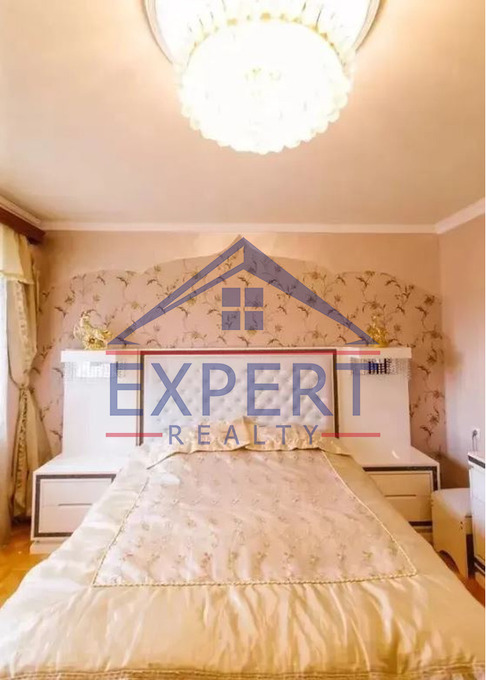 ԷՐԵԲՈՒՆԻ, ԴԱՎԻԹ ԲԵԿԻ ՓՈՂՈՑ