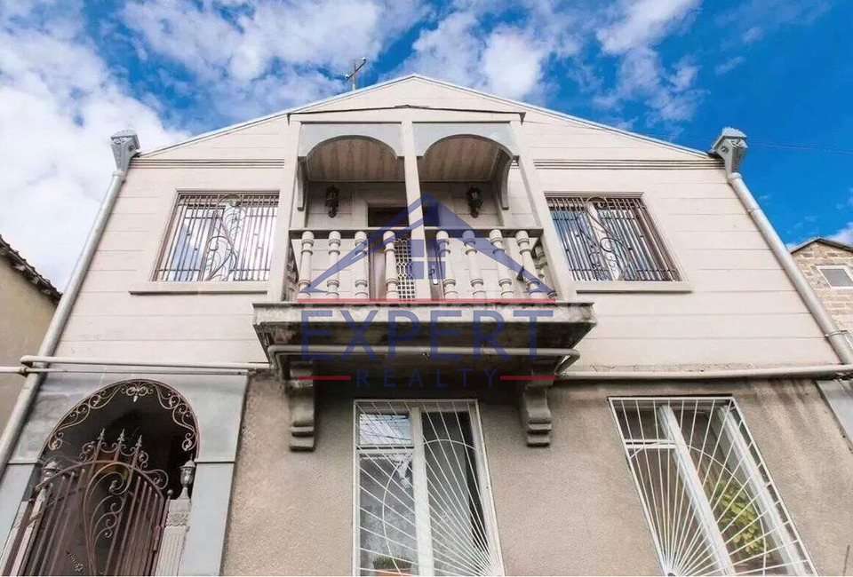 ԷՐԵԲՈՒՆԻ, ԴԱՎԻԹ ԲԵԿԻ ՓՈՂՈՑ