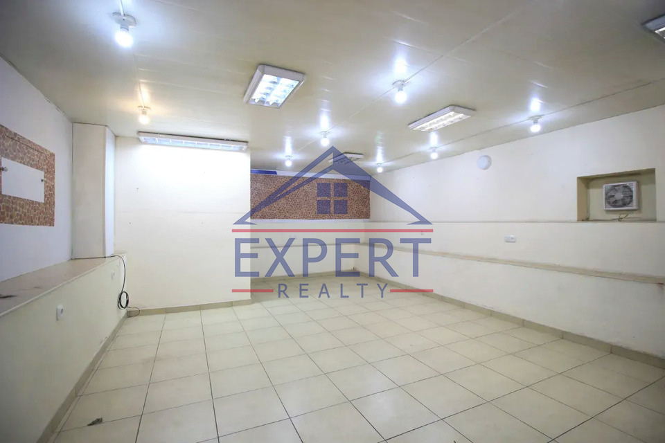 ԿԵՆՏՐՈՆ, ԶԱՔՅԱՆ ՓՈՂՈՑ, 42 ՔՄ