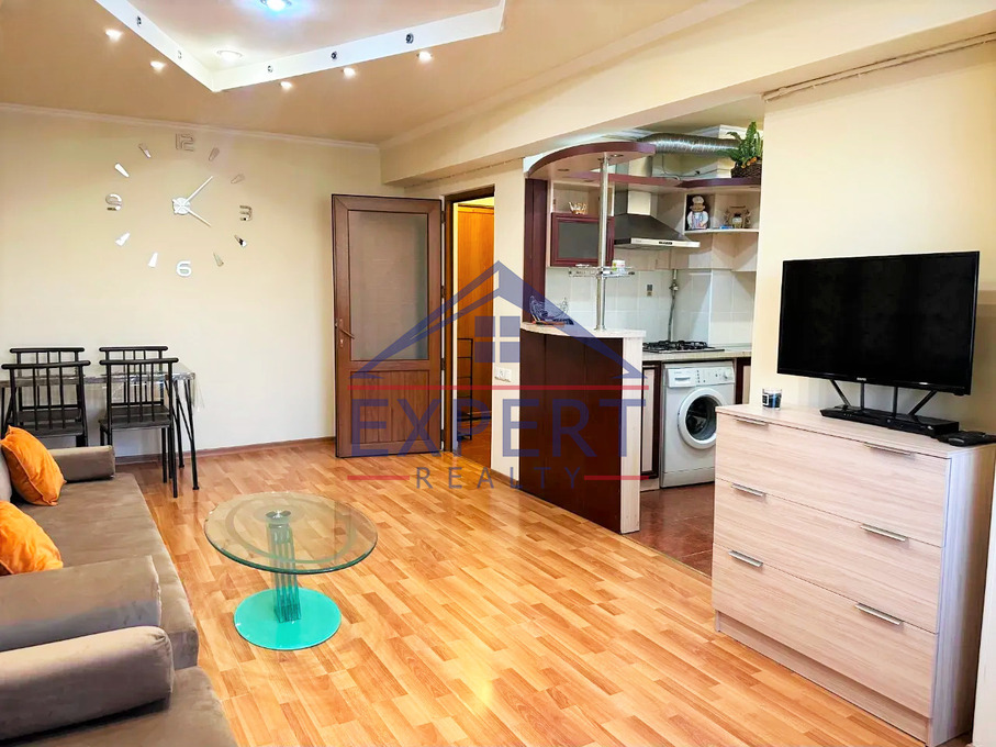 ԿԵՆՏՐՈՆ, ՍԱՐՅԱՆ ՓՈՂՈՑ, 2 ՍԵՆՅԱԿ