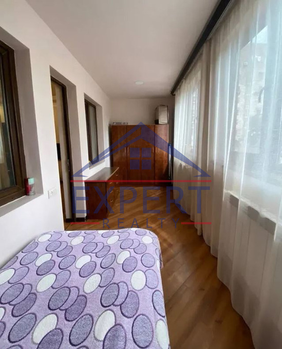 ԴԱՎԹԱՇԵՆ, 4-ԻՆ ԹԱՂԱՄԱՍ, 4 ՍԵՆՅԱԿ