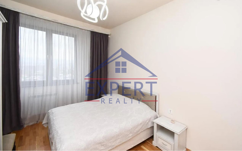 ՔԱՆԱՔԵՌ ԶԵՅԹՈՒՆ   ՊԱՐՈՒՅՐ ՍևԱԿ  3 ՍԵՆՅԱԿ