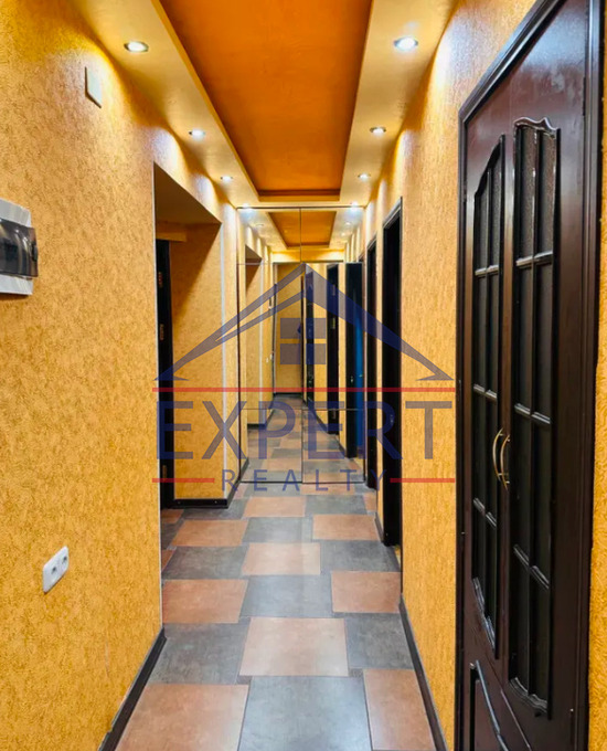 ԱՐԱԲԿԻՐ, ՄԱՄԻԿՈՆՅԱՆՑ ՓՈՂՈՑ, 3 ՍԵՆՅԱԿ