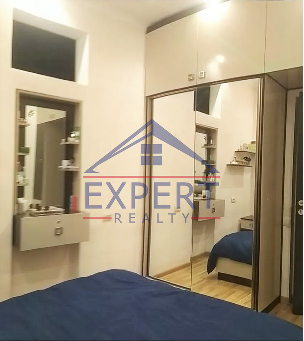 ԿԵՆՏՐՈՆ, ԶԱՔՅԱՆ ՓՈՂՈՑ, 4 ՍԵՆՅԱԿ