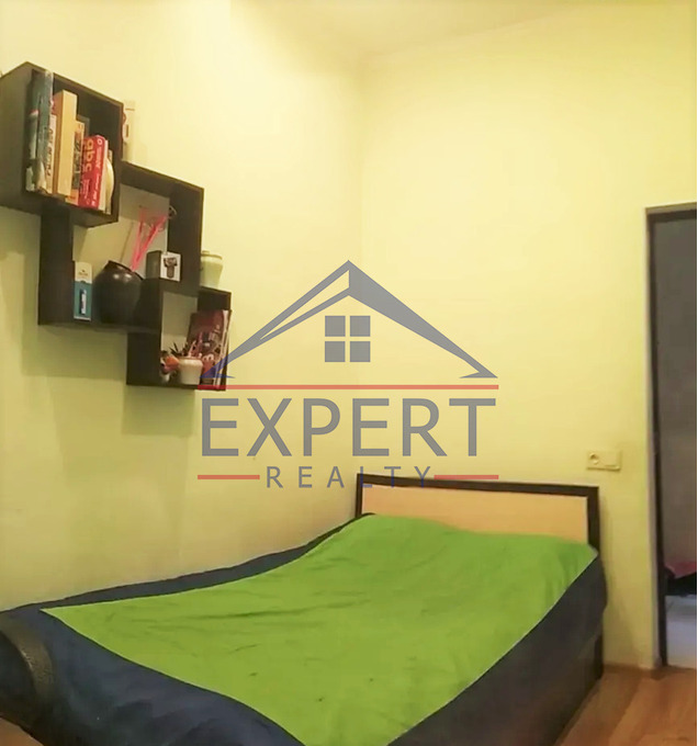 ԿԵՆՏՐՈՆ, ԶԱՔՅԱՆ ՓՈՂՈՑ, 4 ՍԵՆՅԱԿ