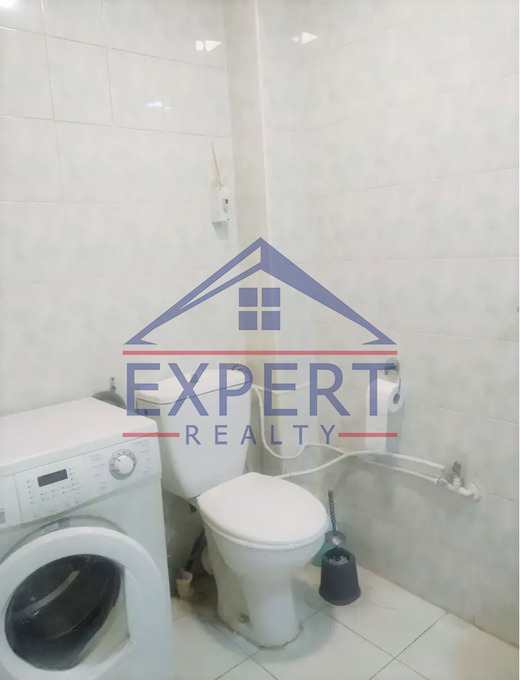 ԿԵՆՏՐՈՆ, ԶԱՔՅԱՆ ՓՈՂՈՑ, 4 ՍԵՆՅԱԿ