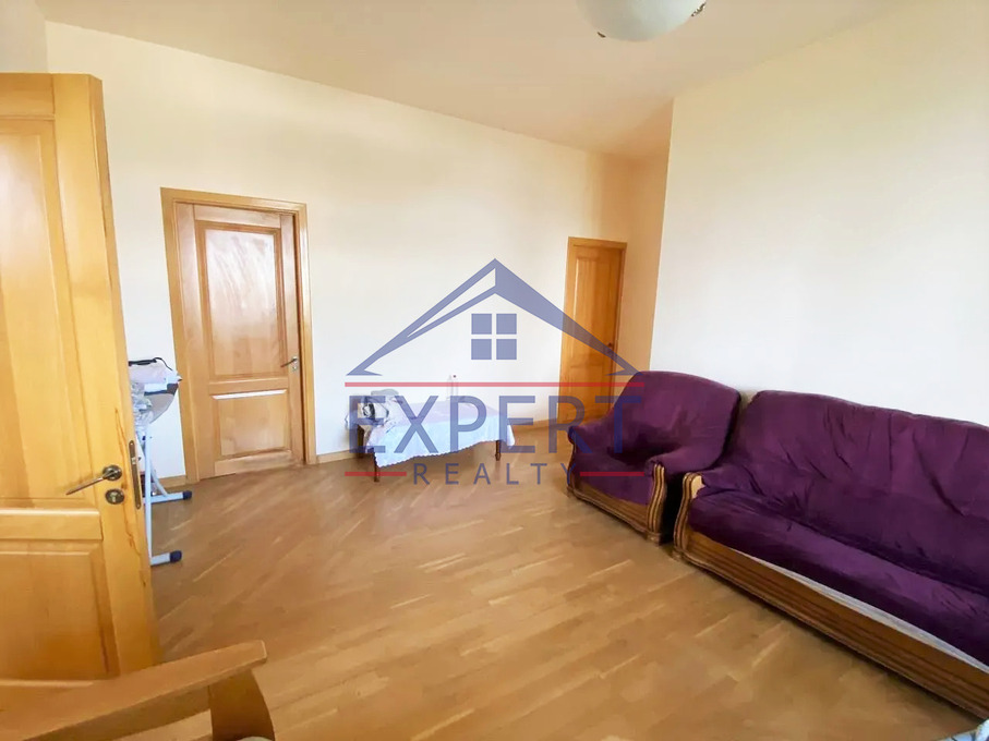 ՆՈՐ ՆՈՐՔ, ԲԱԳՐԵՎԱՆԴ ԹԱՂԱՄԱՍ, 7 ՍԵՆՅԱԿ