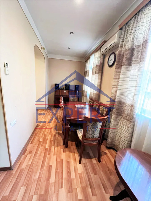 ԿԵՆՏՐՈՆ, ԱԲՈՎՅԱՆ ՓՈՂՈՑ, 4 ՍԵՆՅԱԿ