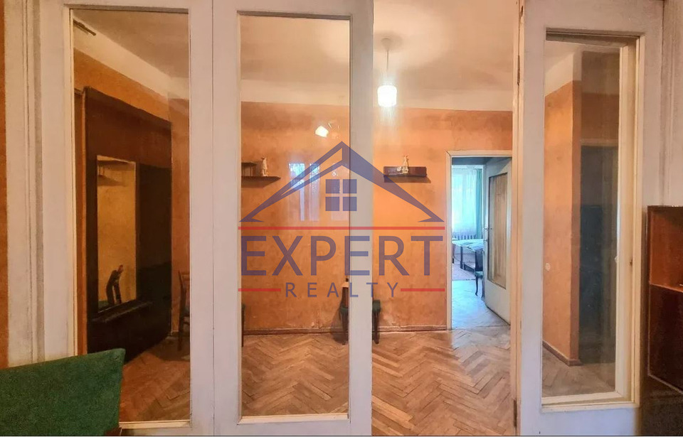 ԿԵՆՏՐՈՆ, ԱՄԻՐՅԱՆ ՓՈՂՈՑ   3 ՍԵՆՅԱԿ