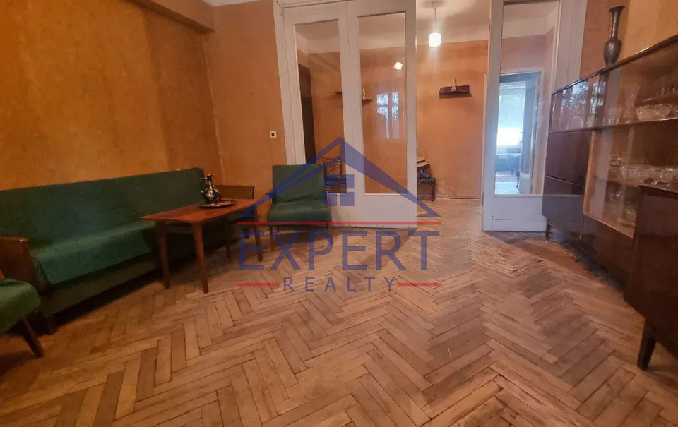 ԿԵՆՏՐՈՆ, ԱՄԻՐՅԱՆ ՓՈՂՈՑ   3 ՍԵՆՅԱԿ