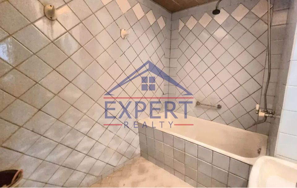 ԿԵՆՏՐՈՆ, ԱՄԻՐՅԱՆ ՓՈՂՈՑ   3 ՍԵՆՅԱԿ