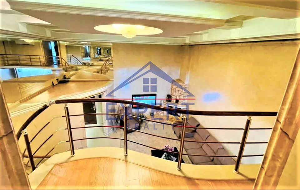 ԿԵՆՏՐՈՆ, ԱՐՇԱԿՈՒՆՅԱՆՑ ՊՈՂՈՏԱ, 4 ՍԵՆՅԱԿ