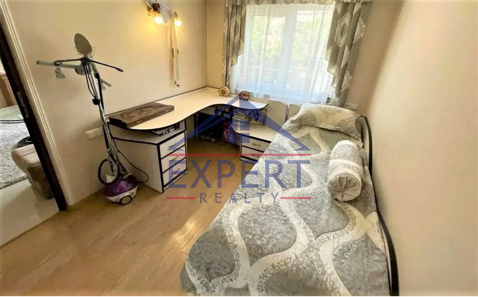 ԿԵՆՏՐՈՆ, ԱՐՇԱԿՈՒՆՅԱՆՑ ՊՈՂՈՏԱ, 4 ՍԵՆՅԱԿ