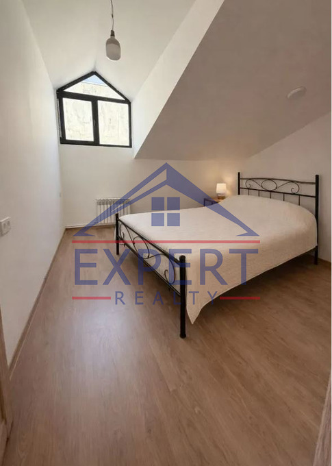 ԷՐԵԲՈՒՆԻ  ,ՆՈՐ ԱՐԵՇԻ ՓՈՂՈՑ  6 ՍԵՆՅԱԿ