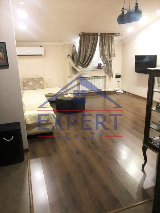 ԷՐԵԲՈՒՆԻ, ԱՐՑԱԽԻ ՊՈՂՈՏԱ, 3 ՍԵՆՅԱԿ