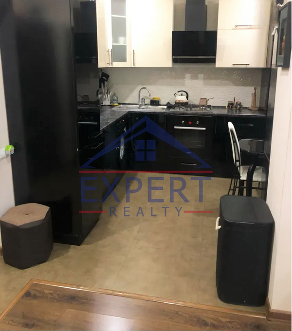 ԷՐԵԲՈՒՆԻ, ԱՐՑԱԽԻ ՊՈՂՈՏԱ, 3 ՍԵՆՅԱԿ