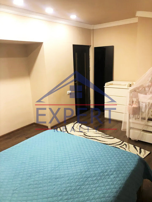 ԷՐԵԲՈՒՆԻ, ԱՐՑԱԽԻ ՊՈՂՈՏԱ, 3 ՍԵՆՅԱԿ