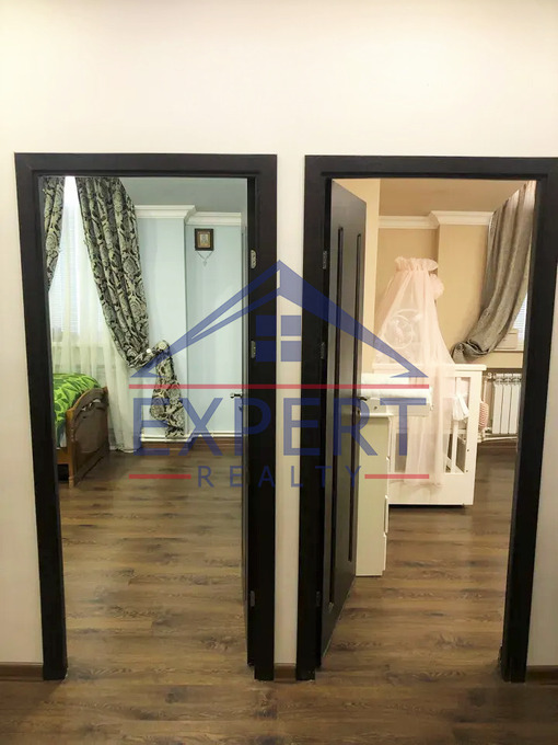 ԷՐԵԲՈՒՆԻ, ԱՐՑԱԽԻ ՊՈՂՈՏԱ, 3 ՍԵՆՅԱԿ