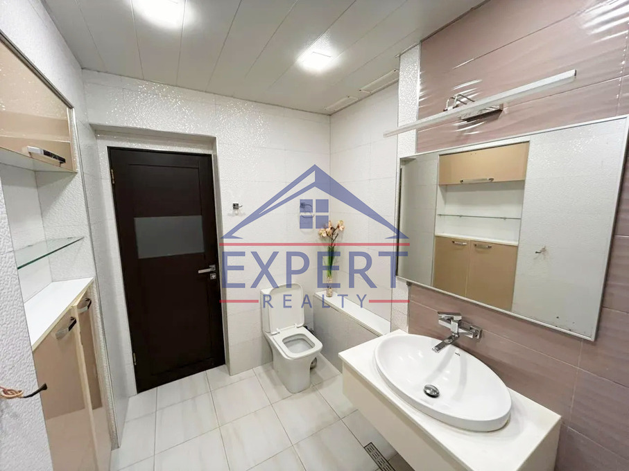 ՆՈՐ ՆՈՐՔ, ԴԱՎԻԹ ՄԱԼՅԱՆ ՓՈՂՈՑ, 4 ՍԵՆՅԱԿ