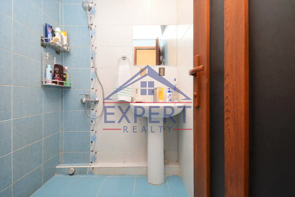 ԷՐԵԲՈՒՆԻ, ՌՈՍՏՈՎՅԱՆ ՓՈՂՈՑ, 2 ՍԵՆՅԱԿ