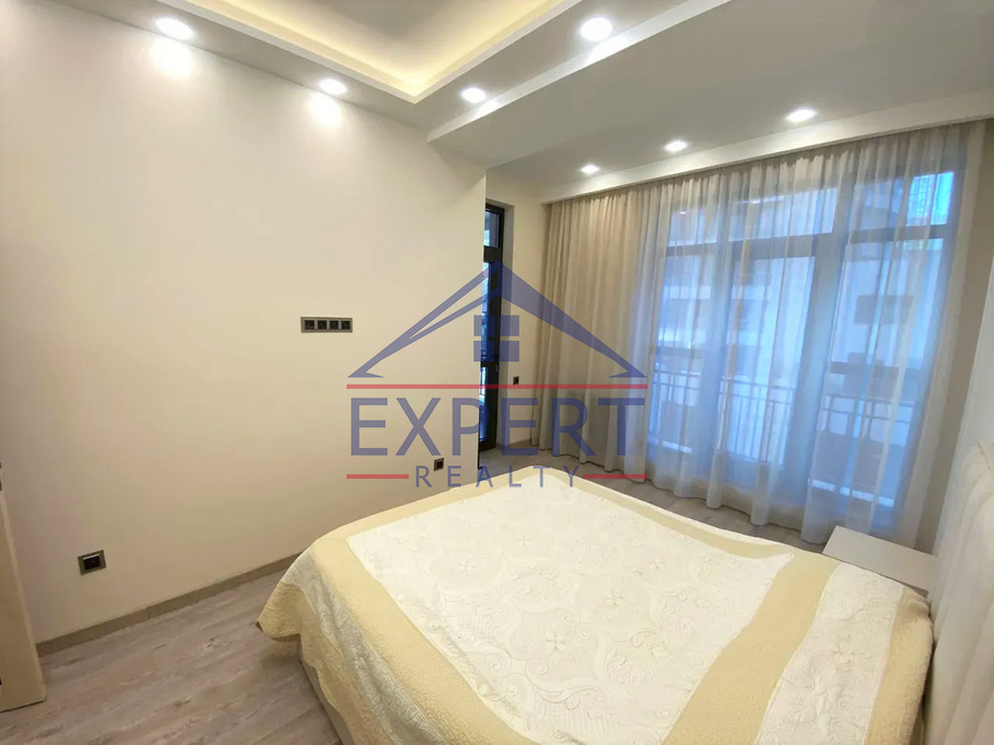 ԿԵՆՏՐՈՆ, ԱՐՇԱԿՈՒՆՅԱՑ ՊՈՂՈՏԱ, 2 ՍԵՆՅԱԿ