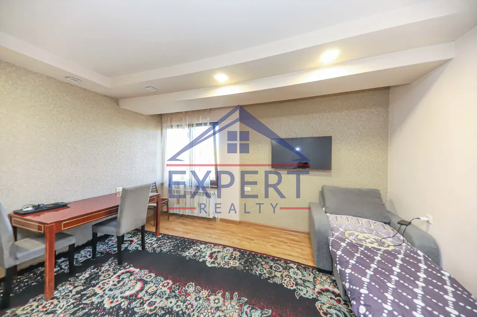 ԷՐԵԲՈՒՆԻ, ԱՐՑԱԽԻ ՊՈՂՈՏԱ, 3 ՍԵՆՅԱԿ