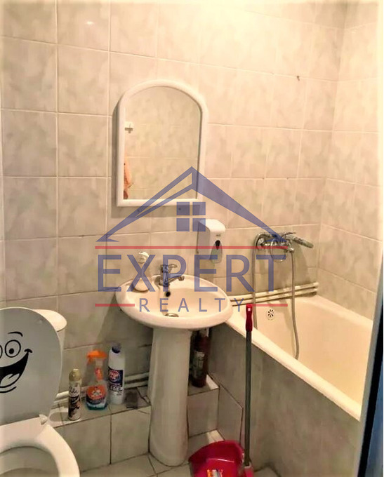 ԿԵՆՏՐՈՆ, ՉԱՐԵՆՑԻ ՓՈՂՈՑ, 96 ՔՄ