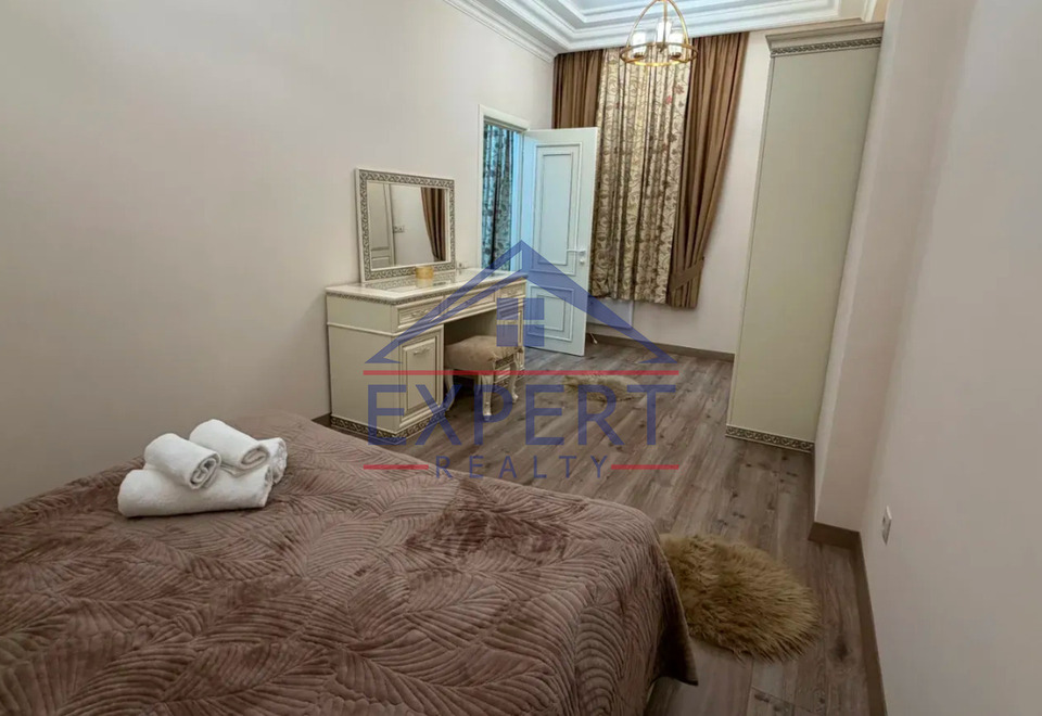 ԿԵՆՏՐՈՆ, ԱՄԻՐՅԱՆ ՓՈՂՈՑ, 2 ՍԵՆՅԱԿ