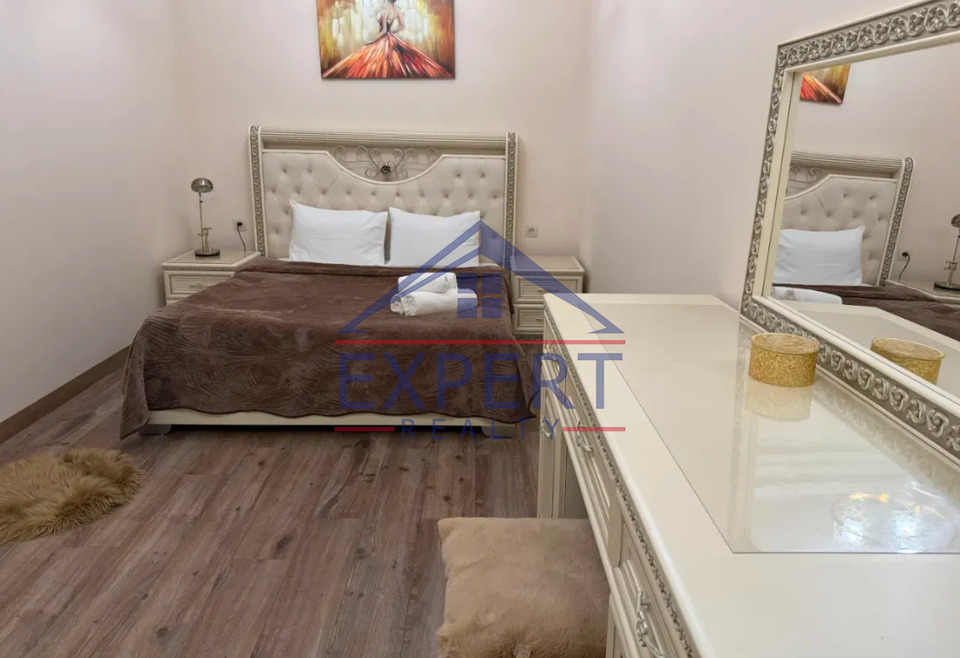 ԿԵՆՏՐՈՆ, ԱՄԻՐՅԱՆ ՓՈՂՈՑ, 2 ՍԵՆՅԱԿ