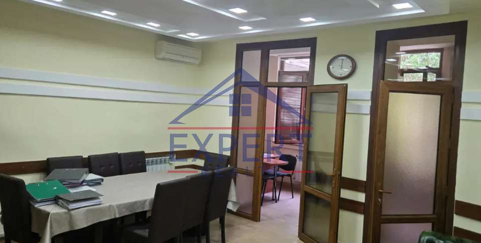 ԿԵՆՏՐՈՆ, ՉԱՐԵՆՑԻ ՓՈՂՈՑ, 97ՔՄ