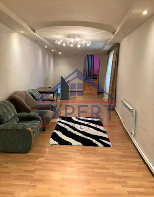 ԿԵՆՏՐՈՆ, ԲԱՐՁՐԱԲԵՐԴԻ ՓՈՂՈՑ, 5 ՍԵՆՅԱԿ