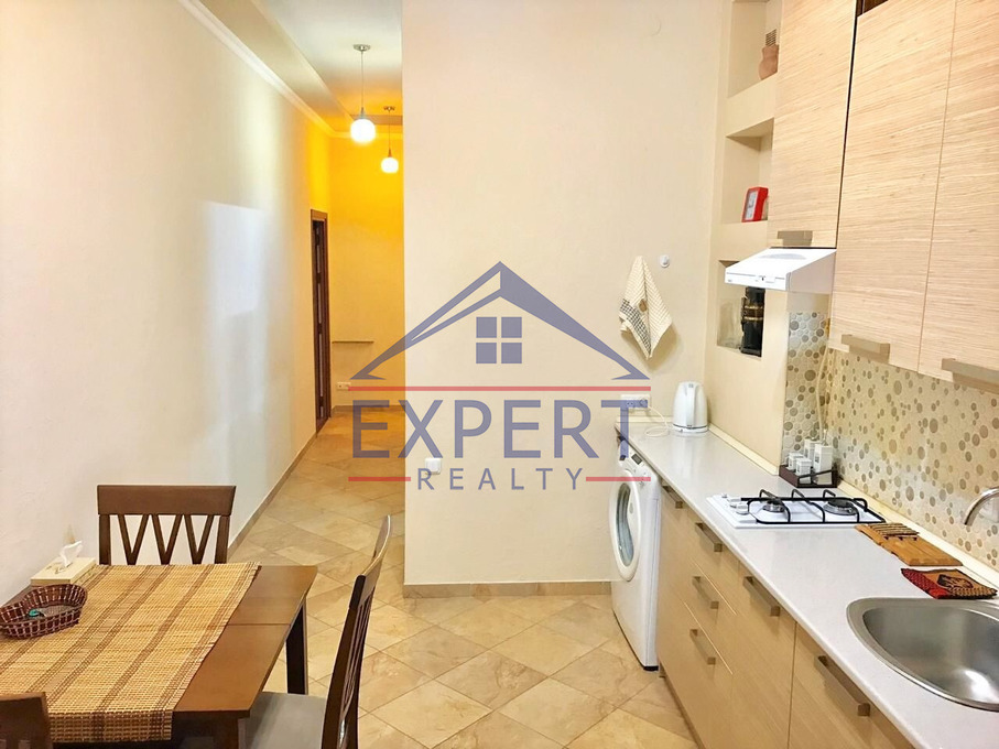 ԿԵՆՏՐՈՆ, ՍԱՐՅԱՆ ՓՈՂՈՑ, 2 ՍԵՆՅԱԿ