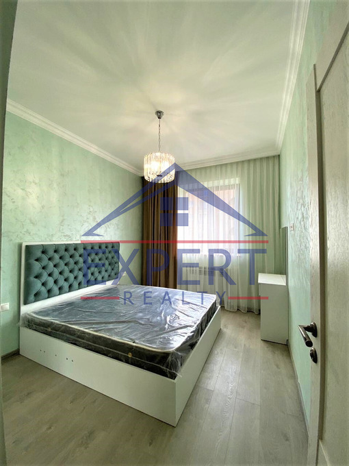 ԴԱՎԹԱՇԵՆ, ՄԻԿՈՅԱՆ ՓՈՂՈՑ, 3 ՍԵՆՅԱԿ