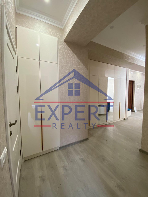 ԴԱՎԹԱՇԵՆ, ՄԻԿՈՅԱՆ ՓՈՂՈՑ, 3 ՍԵՆՅԱԿ