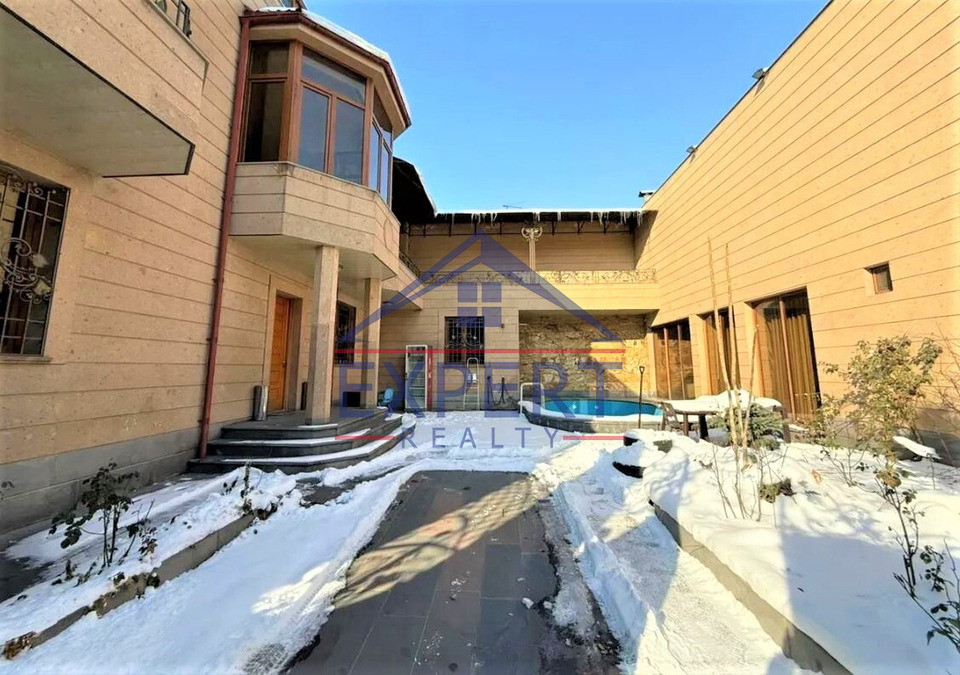 ԿԵՆՏՐՈՆ, ՔԱՋԱԶՆՈՒՆՈՒ ՓՈՂՈՑ, 700ՔՄ