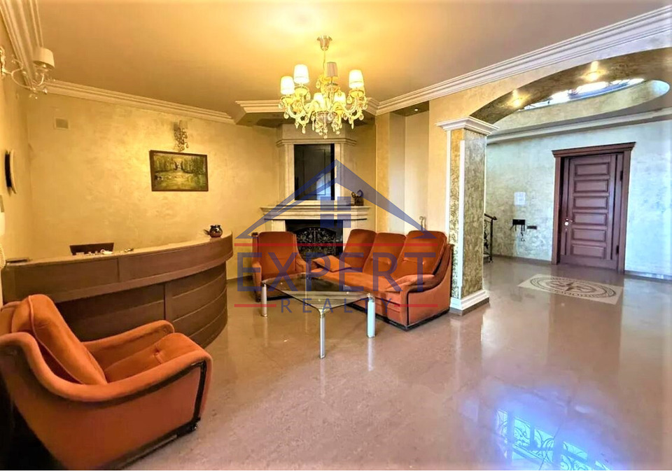 ԿԵՆՏՐՈՆ, ՔԱՋԱԶՆՈՒՆՈՒ ՓՈՂՈՑ, 700ՔՄ