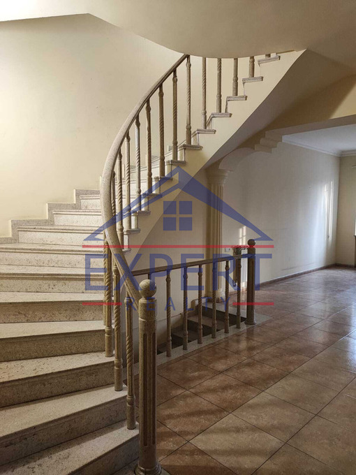 ԿԵՆՏՐՈՆ, ԲԱԲԱՅԱՆ ՓՈՂՈՑ, 300 ՔՄ