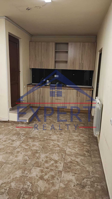 ԿԵՆՏՐՈՆ, ԲԱԲԱՅԱՆ ՓՈՂՈՑ, 300 ՔՄ