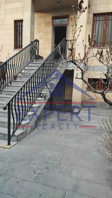 ԿԵՆՏՐՈՆ, ԲԱԲԱՅԱՆ ՓՈՂՈՑ, 300 ՔՄ