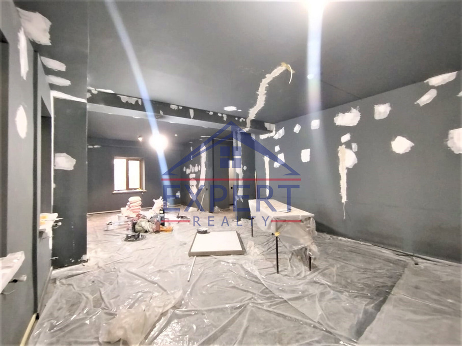 ԿԵՆՏՐՈՆ, ՆԱԼԲԱՆԴՅԱՆ, 167 ՔՄ