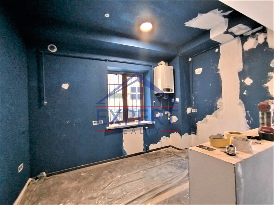 ԿԵՆՏՐՈՆ, ՆԱԼԲԱՆԴՅԱՆ, 167 ՔՄ