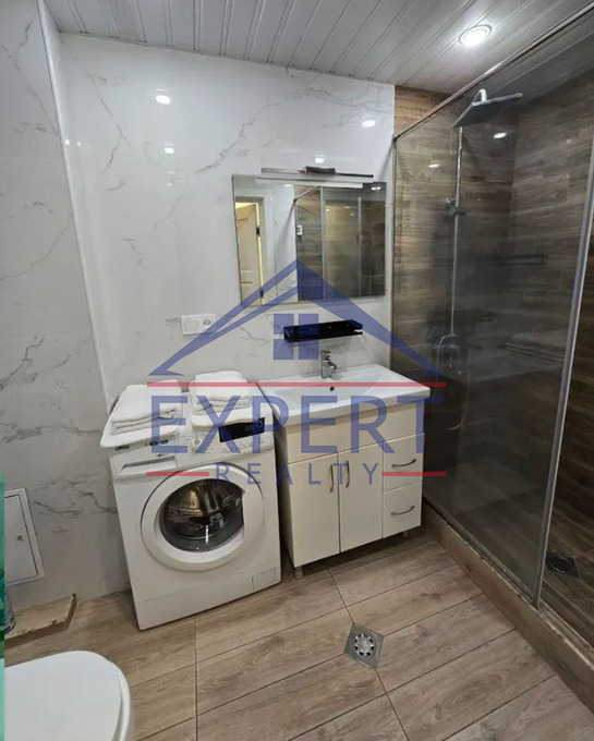 ԿԵՆՏՐՈՆ, ՎԱՐԴԱՆԱՆՑ ՓՈՂՈՑ , 3 ՍԵՆՅԱԿ