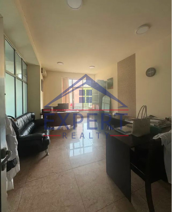 ԿԵՆՏՐՈՆ, ՎԱՐԴԱՆԱՆՑ ՓՈՂՈՑ   1200 ՔՄ