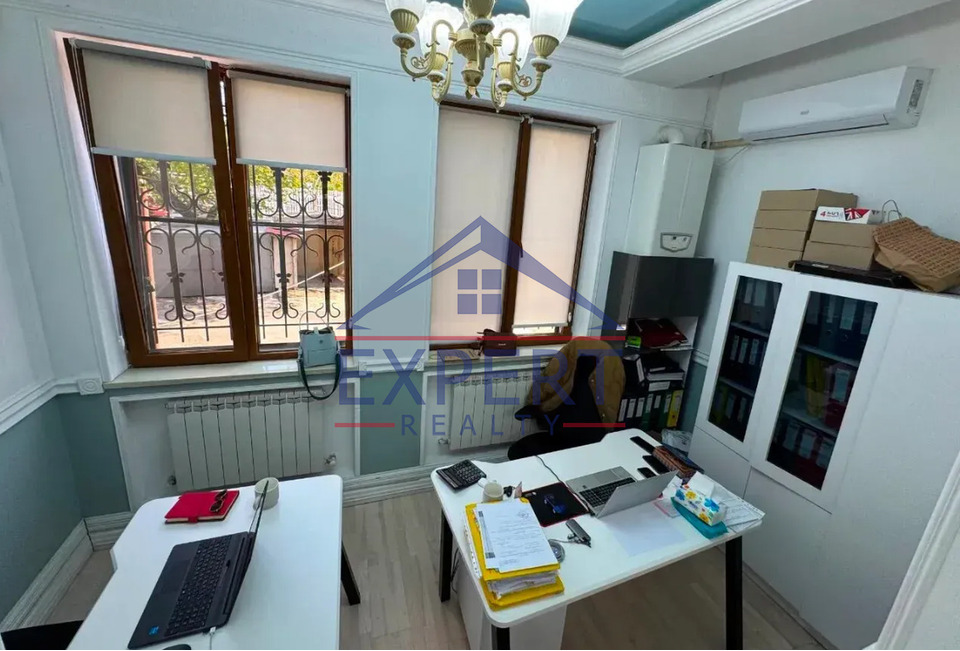 ԿԵՆՏՐՈՆ, ՀԱՆՐԱՊԵՏՈՒԹՅԱՆ ՓՈՂՈՑ, 75ՔՄ