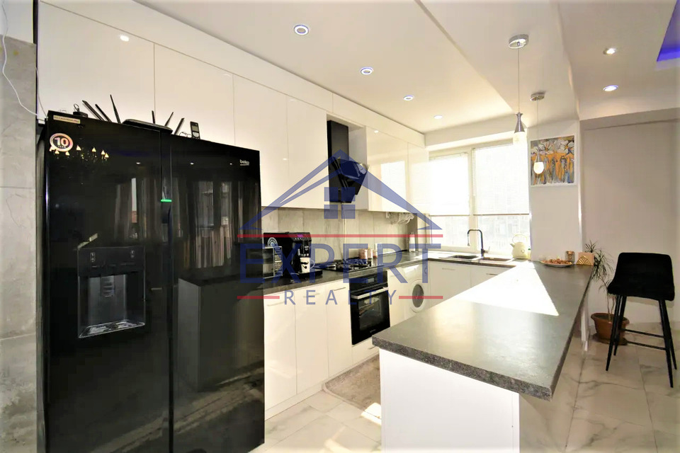 ԿԵՆՏՐՈՆ, ՖՐԻԿԻ ՓՈՂՈՑ, 4 ՍԵՆՅԱԿ