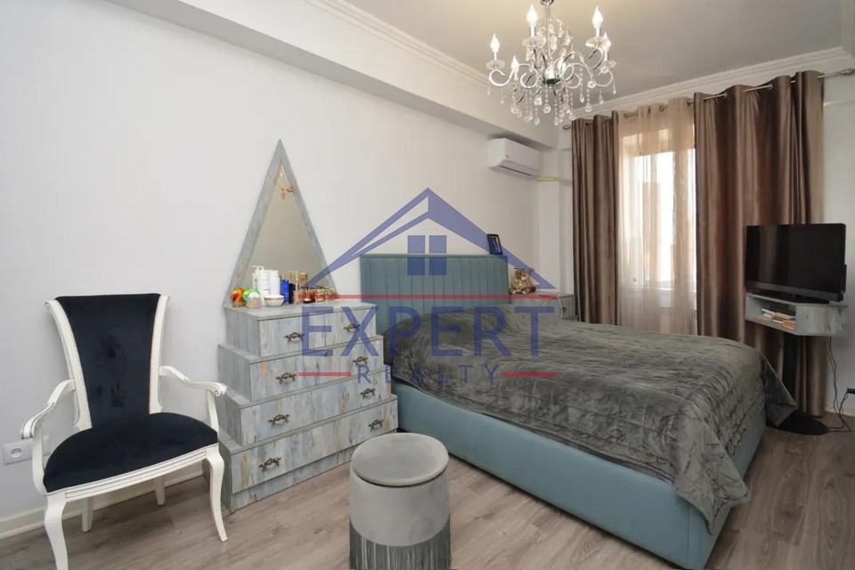 ԿԵՆՏՐՈՆ, ՖՐԻԿԻ ՓՈՂՈՑ, 4 ՍԵՆՅԱԿ