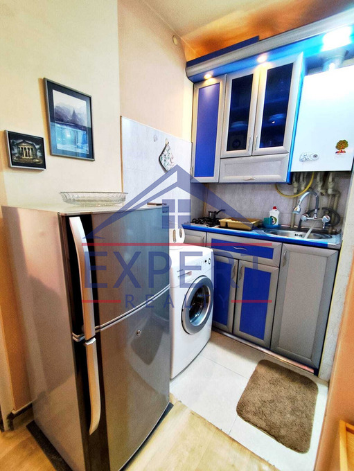 ԿԵՆՏՐՈՆ, ՄԱՇՏՈՑԻ ՊՈՂՈՏԱ, 1 ՍԵՆՅԱԿ