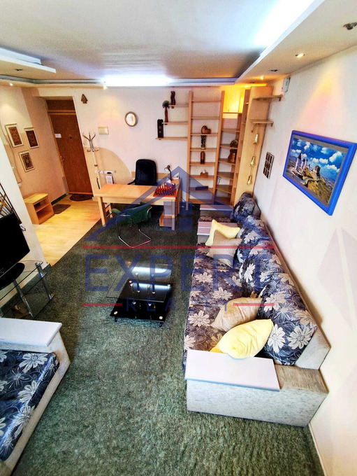 ԿԵՆՏՐՈՆ, ՄԱՇՏՈՑԻ ՊՈՂՈՏԱ, 1 ՍԵՆՅԱԿ